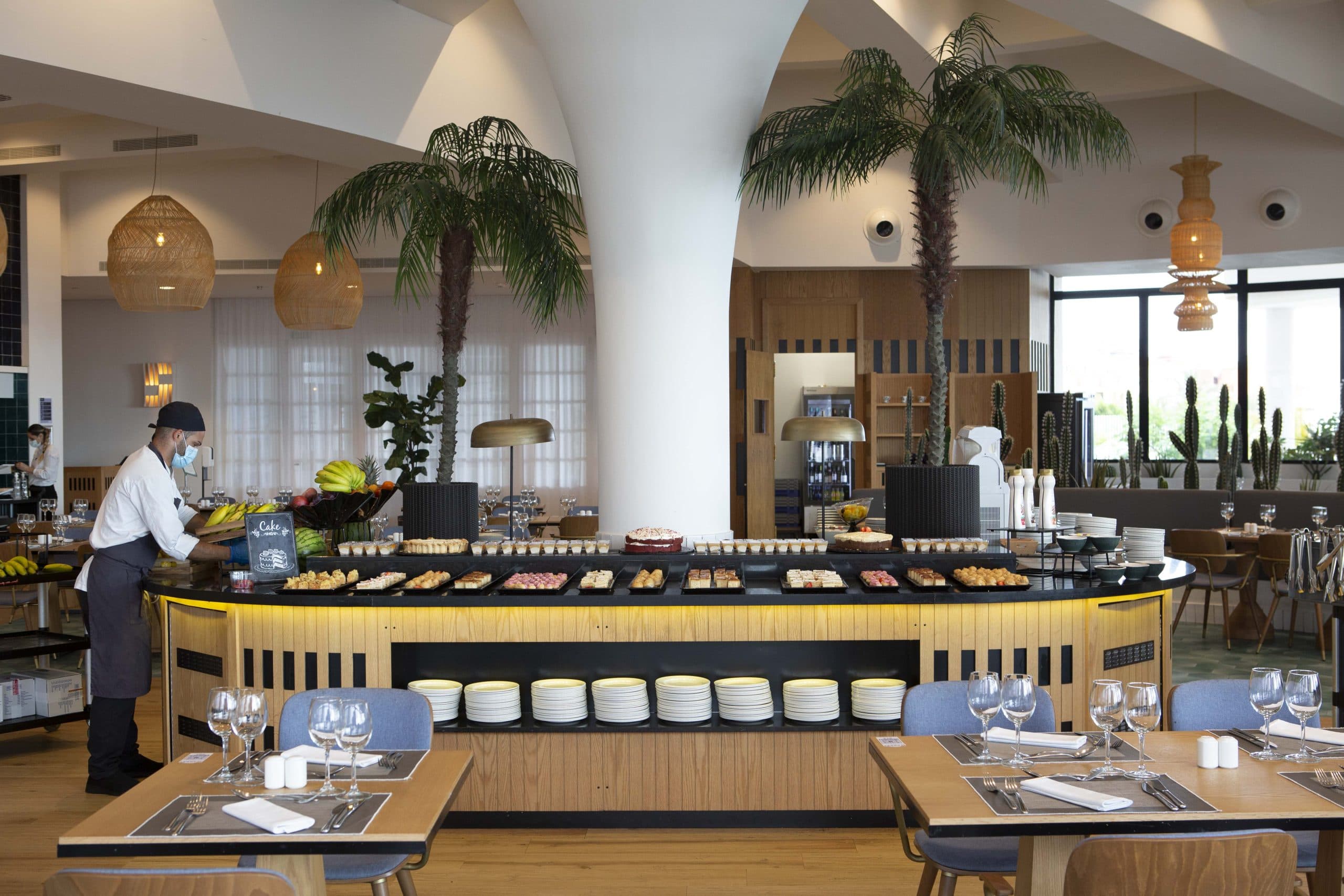 Contenedor térmico de bufet caliente mediterráneo fabricado por SUPERBUFFET